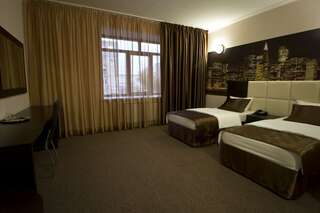 Гостиница Мартон ОКА Нижний Новгород Standard Twin Room - City View-2