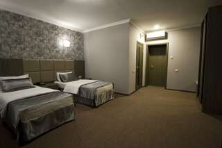 Гостиница Мартон ОКА Нижний Новгород Standard Twin Room - City View-1