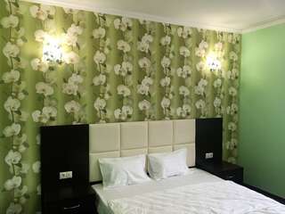 Гостиница Мартон ОКА Нижний Новгород Standard Double Room - City View-5