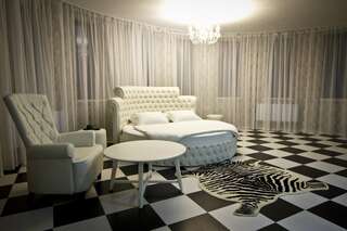 Гостиница Мартон ОКА Нижний Новгород Studio Luxe-1